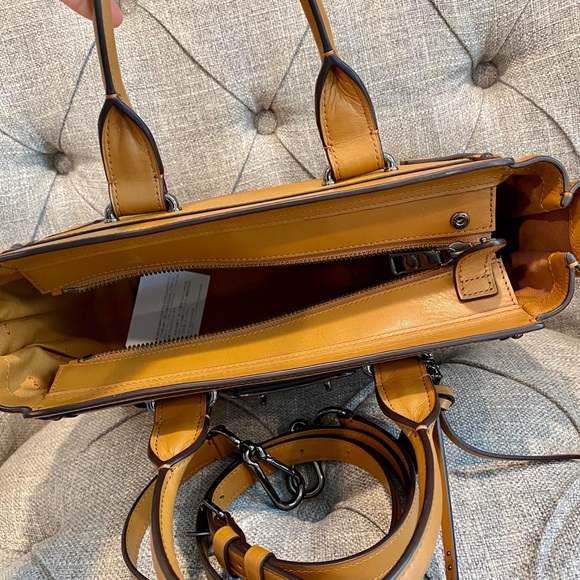 Coach swagger - Picture 4 of 4